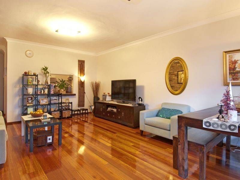 2/19 Central Avenue, Westmead NSW 2145