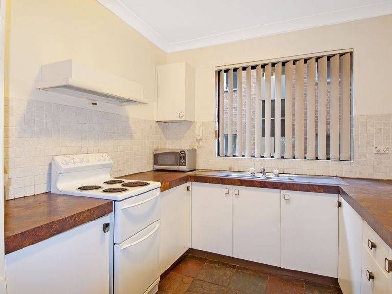 2/19 Central Avenue, Westmead NSW 2145
