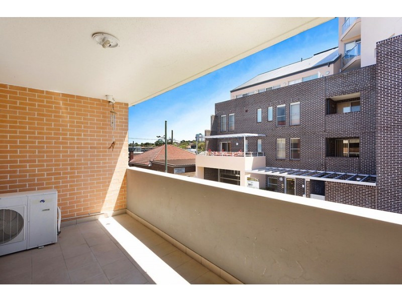 15/69-71 High Street, Parramatta NSW 2150