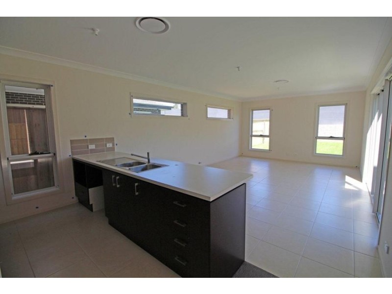 53 Summerland Crescent, Colebee NSW 2761