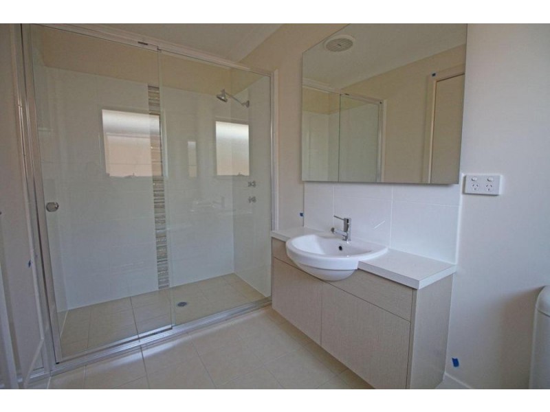 53 Summerland Crescent, Colebee NSW 2761