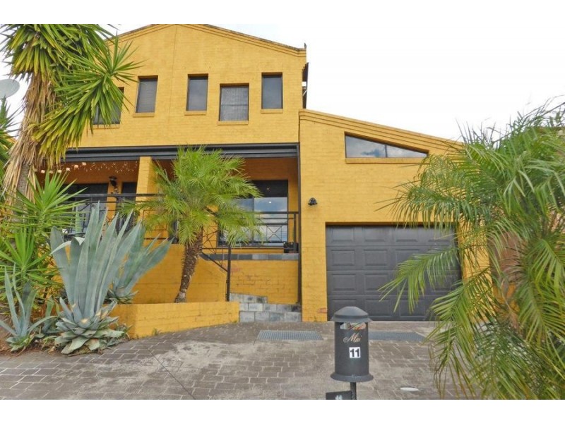 11 McCabe Street, Greystanes NSW 2145