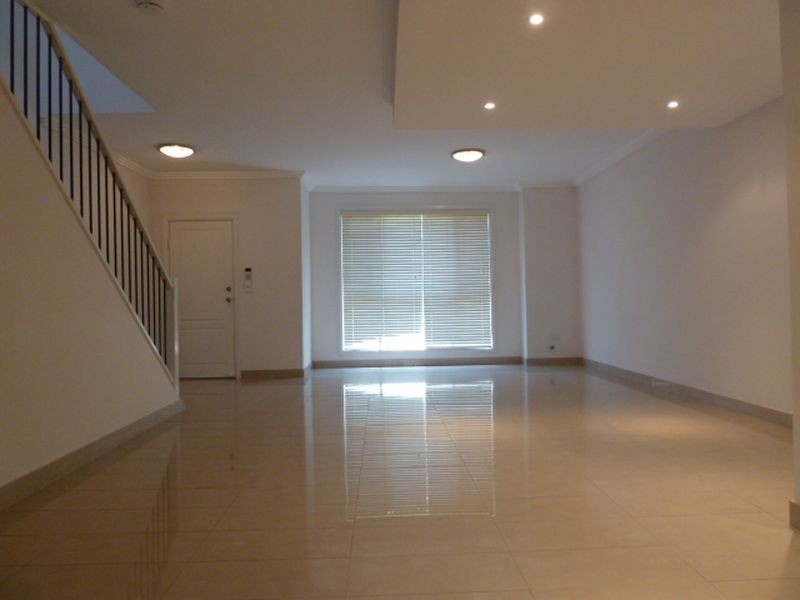 10 Campbell Street, Northmead NSW 2152