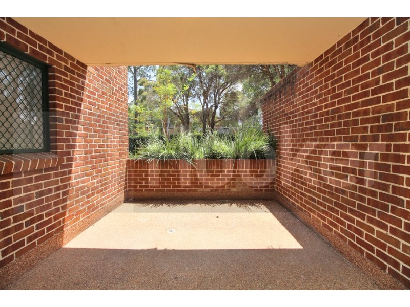 1/10-12 Bailey Street, Westmead NSW 2145