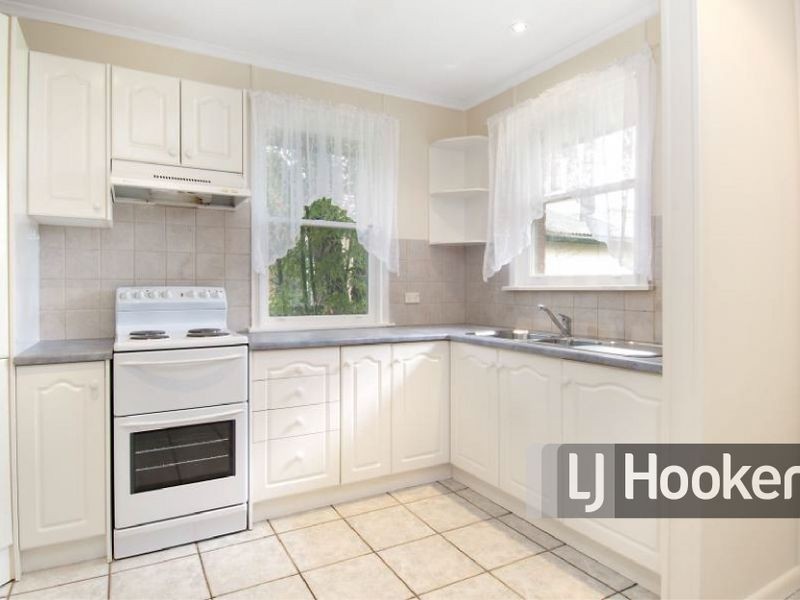 33 Austral Avenue, Westmead NSW 2145