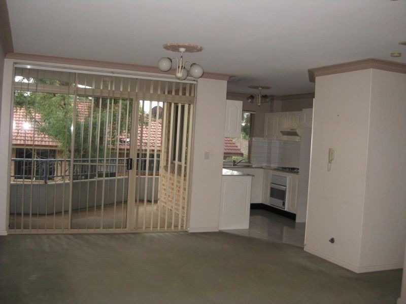 261-265 Dunmore Street, Pendle Hill NSW 2145