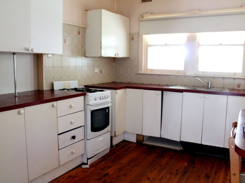 8 Adderton Road, Telopea NSW 2117