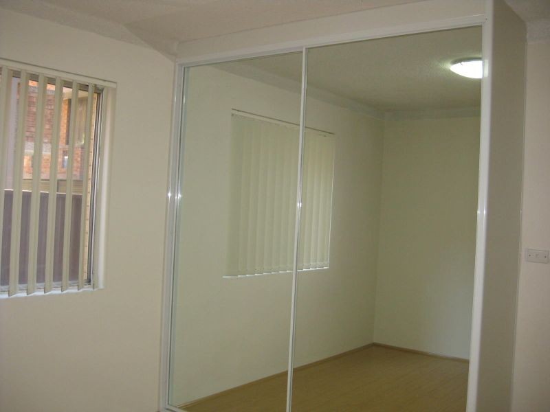 22 Helen Street, Westmead NSW 2145