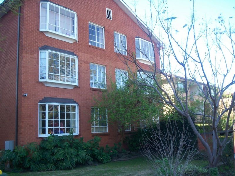 23 Caroline Street, Westmead NSW 2145