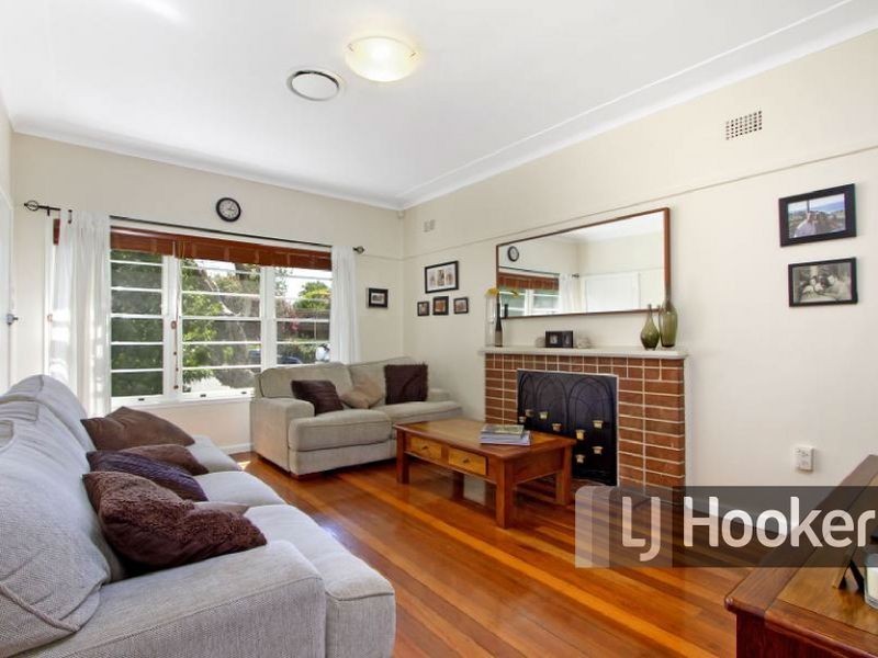 8 Gregory Place, Harris Park NSW 2150