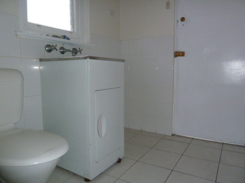 12A Macarthur Crescent, Westmead NSW 2145