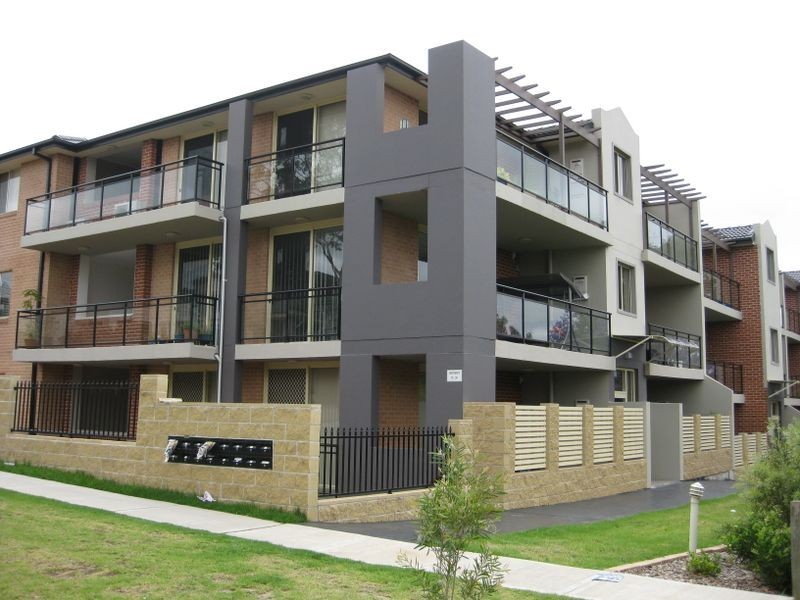 39-45 Lydbrook Street, Westmead NSW 2145