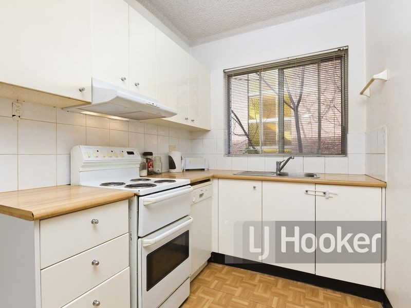 22 Caroline Street, Westmead NSW 2145