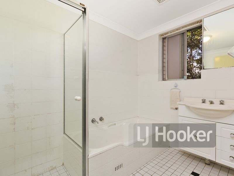 22 Caroline Street, Westmead NSW 2145