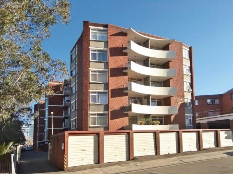 14-16 Lamont Street, Parramatta NSW 2150