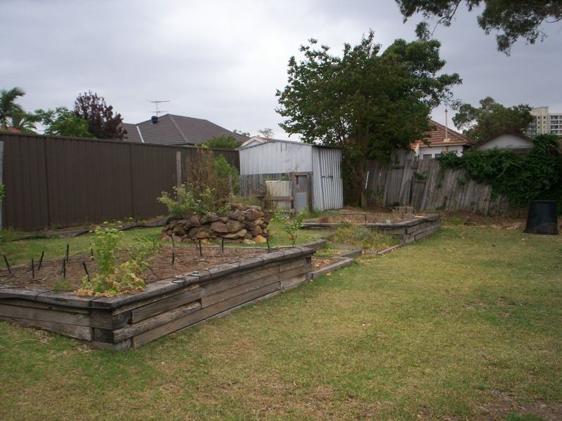 41 Austral Avenue, Westmead NSW 2145