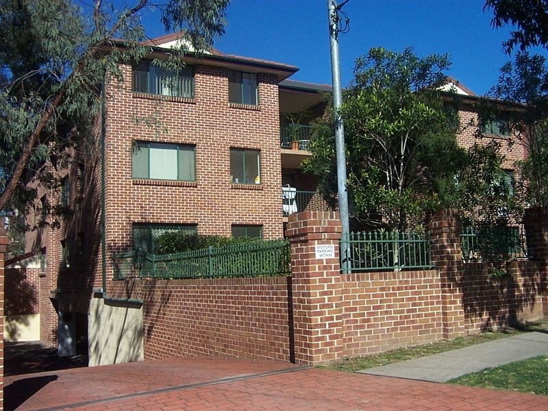 10-12 Bailey Street, Westmead NSW 2145