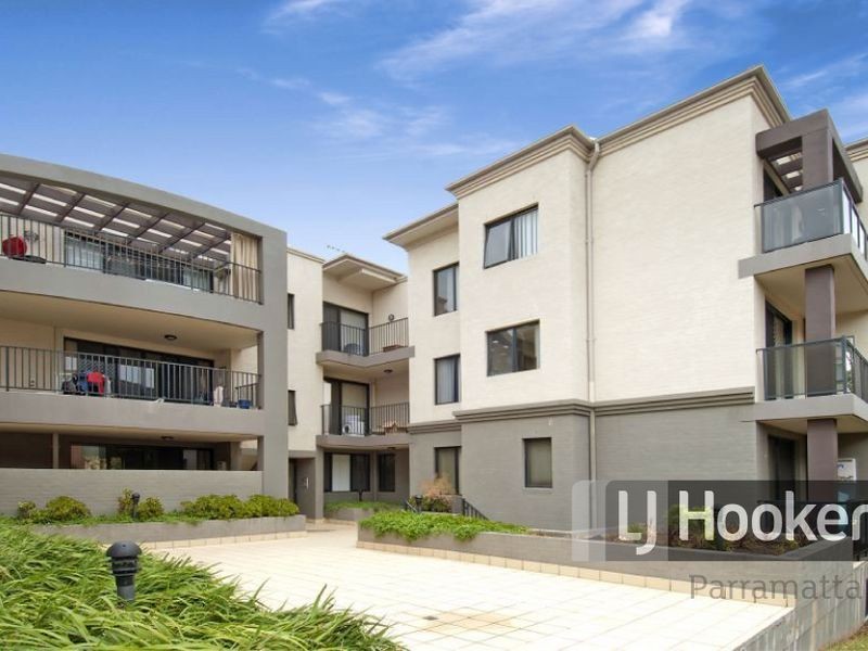 35 Lydbrook Street, Westmead NSW 2145