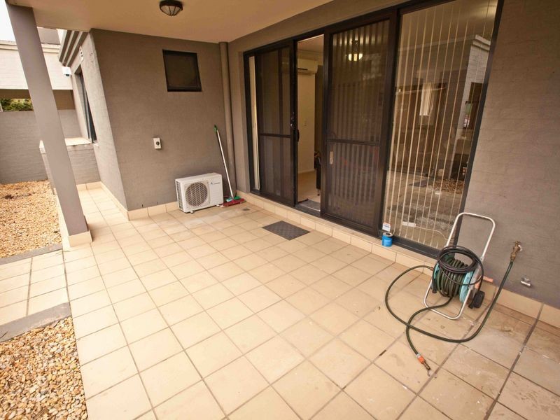 35 Lydbrook Street, Westmead NSW 2145