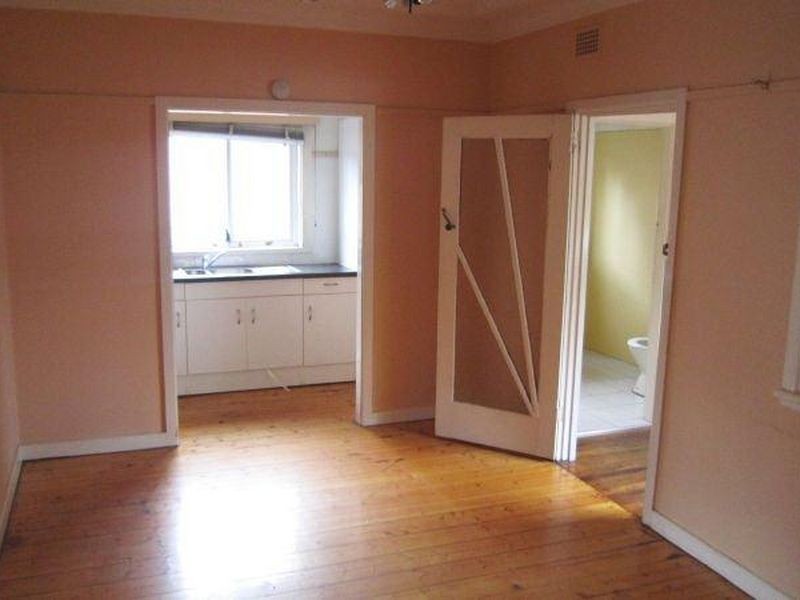 21 Bernard Street, Westmead NSW 2145