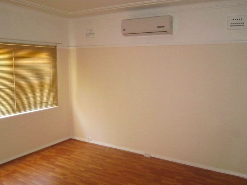 10 Cotswold Street, Westmead NSW 2145