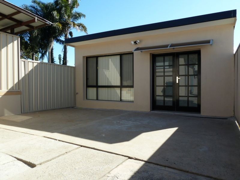 54A Iris Street, Guildford NSW 2161