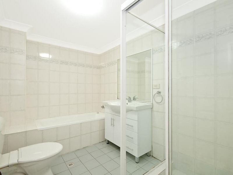 19-21 Oxford Street, Merrylands NSW 2160