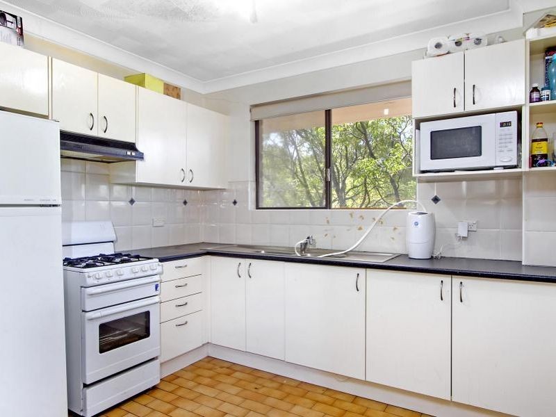 18-20 Queens Road, Westmead NSW 2145