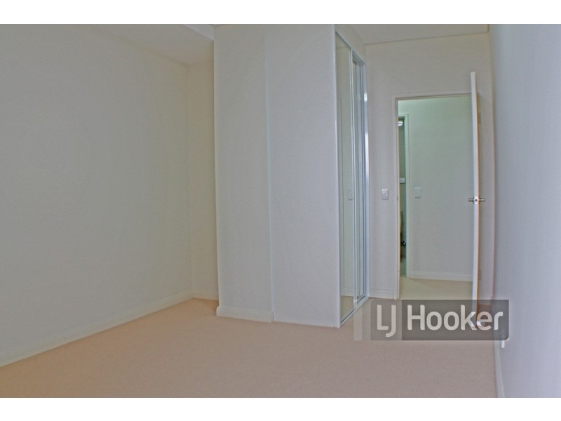 1005/6-10 Charles Street, Parramatta NSW 2150