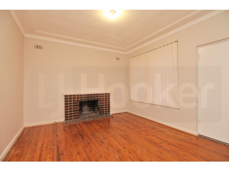 12A MacArthur Crescent, Westmead NSW 2145