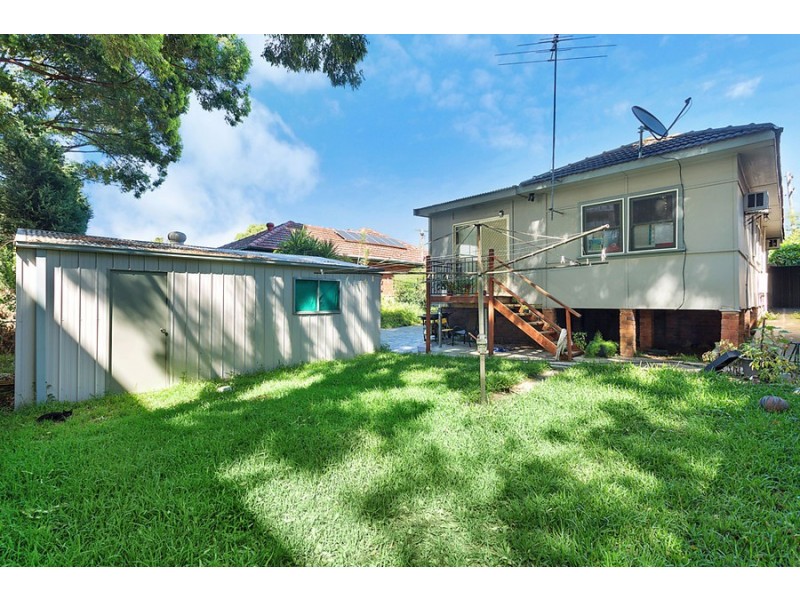 8 Rangihou Crescent, Parramatta NSW 2150