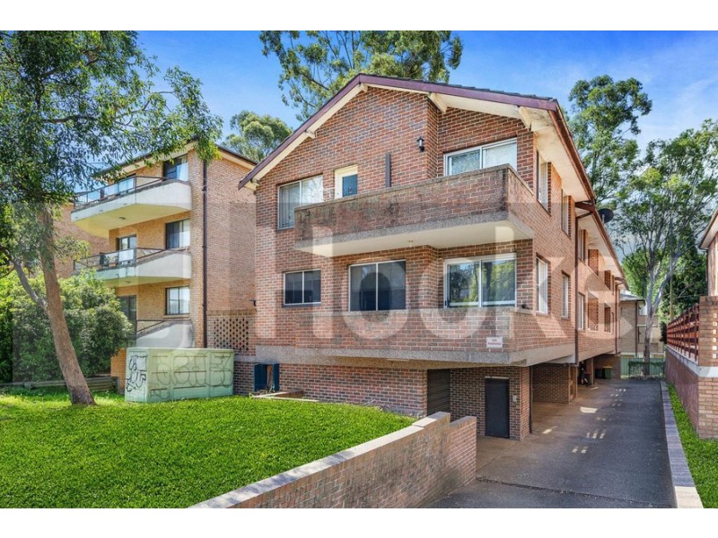 2/5 Railway Parade, Westmead NSW 2145