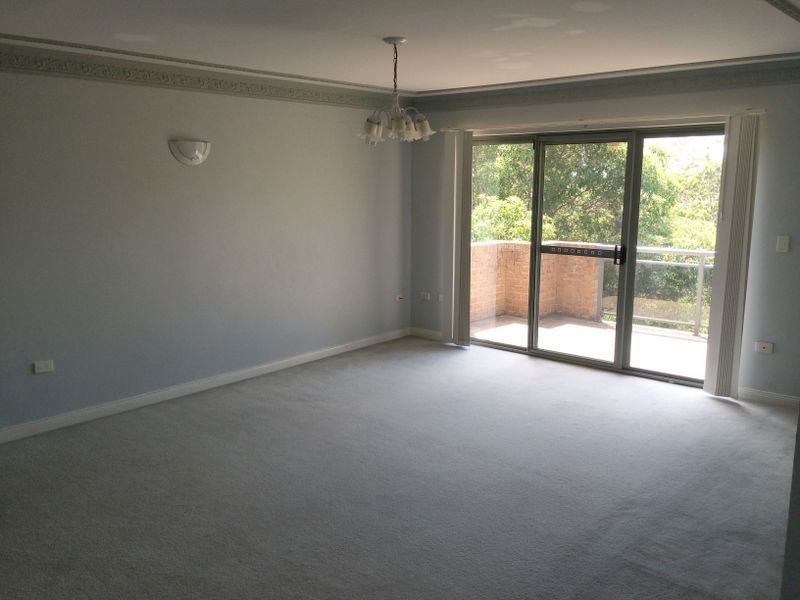 22 Queens Road, Westmead NSW 2145