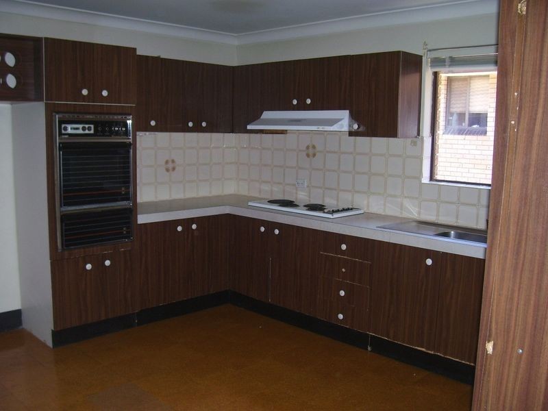 19 Caroline Street, Westmead NSW 2145