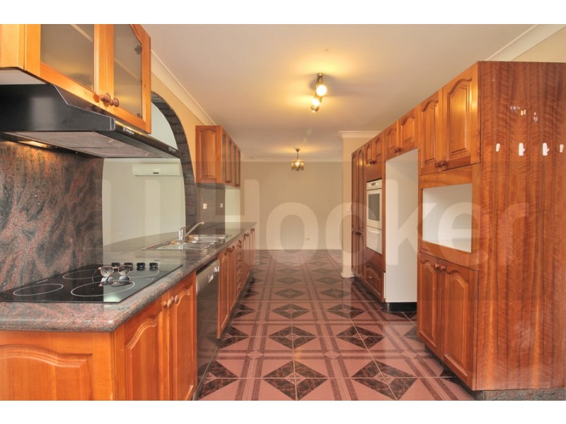 5 Meehan Place, Baulkham Hills NSW 2153