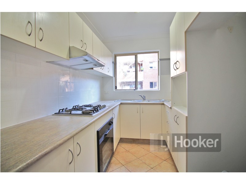 6/23-25 Oxford Street, Merrylands NSW 2160