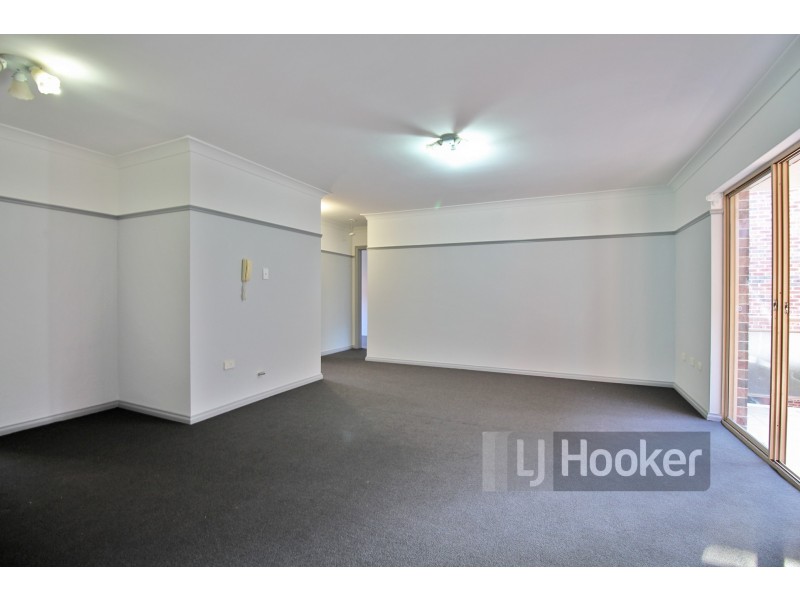 6/23-25 Oxford Street, Merrylands NSW 2160