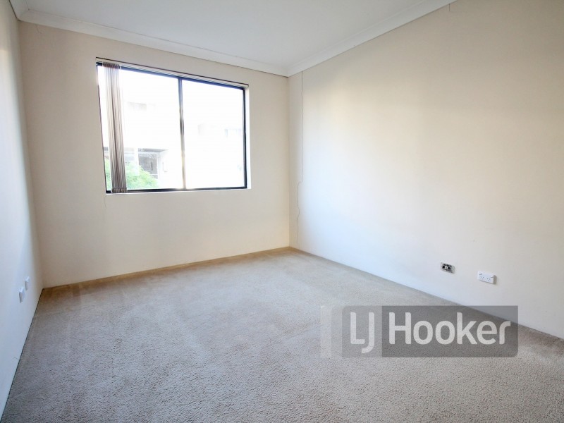 11/10-12 Reid Avenue, Westmead NSW 2145