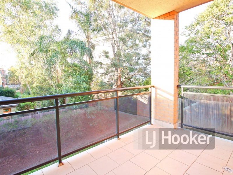 11/10-12 Reid Avenue, Westmead NSW 2145
