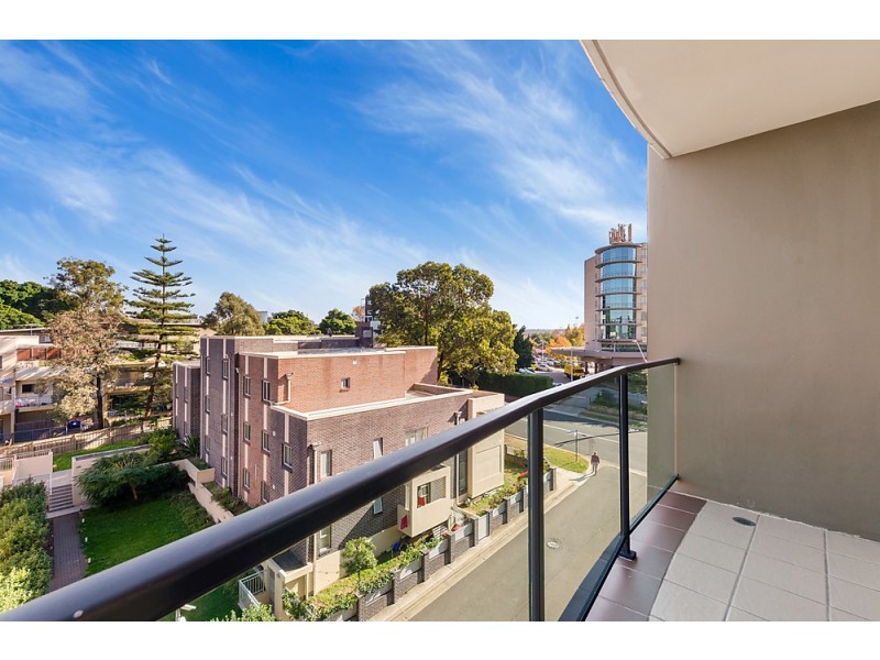 305/110-114 James Ruse Drive, Rosehill NSW 2142