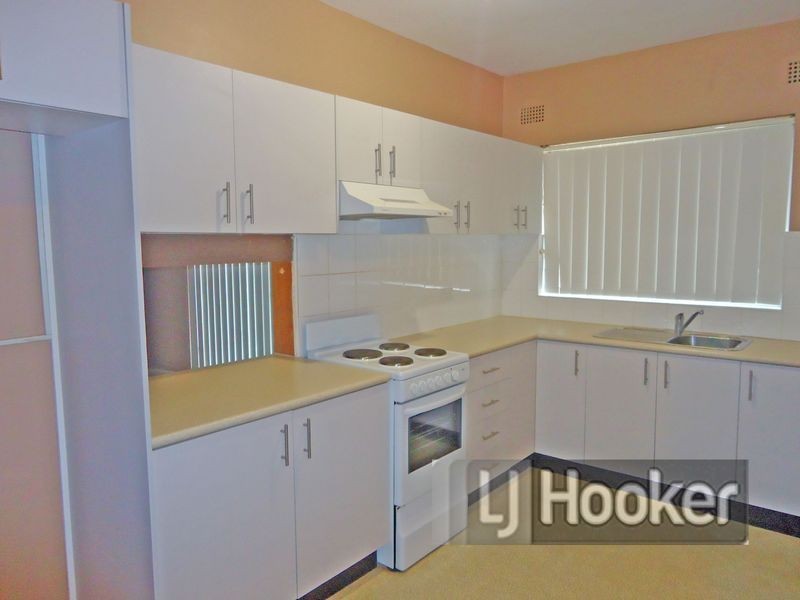 17 Caroline Street, Westmead NSW 2145