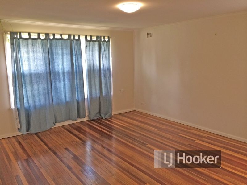 33 Austral Avenue, Westmead NSW 2145