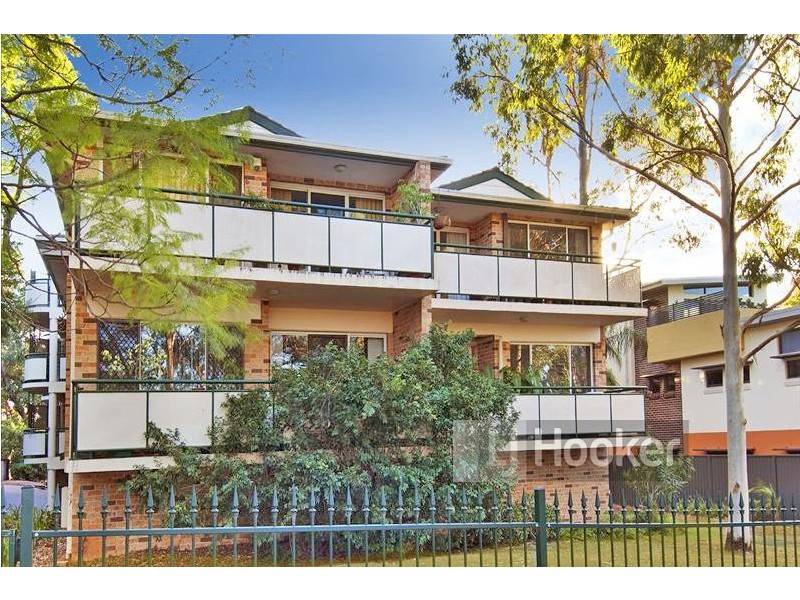 2/18-20 Thomas May Place, Westmead NSW 2145