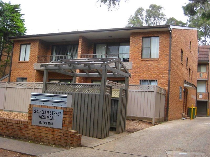 24 Helen Street, Westmead NSW 2145