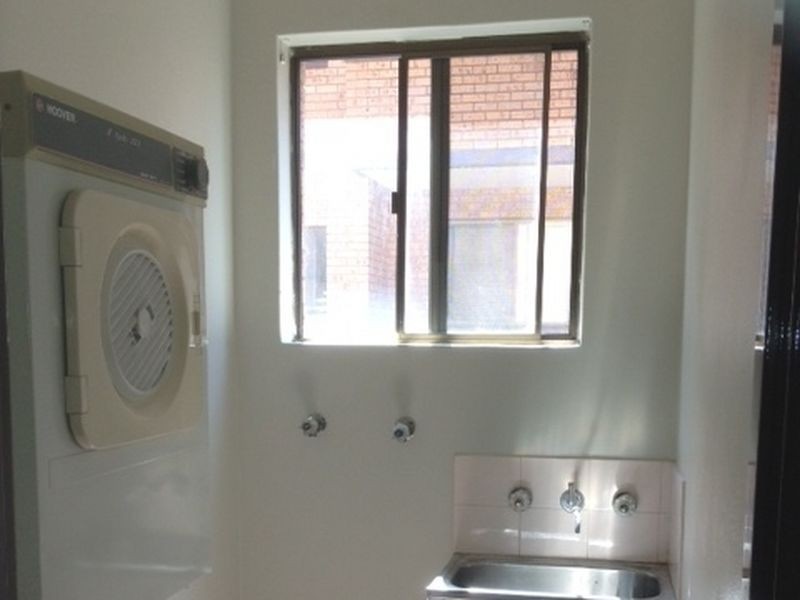 24 Helen Street, Westmead NSW 2145