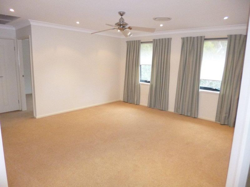 14 Riveroak Circuit, Kellyville NSW 2155