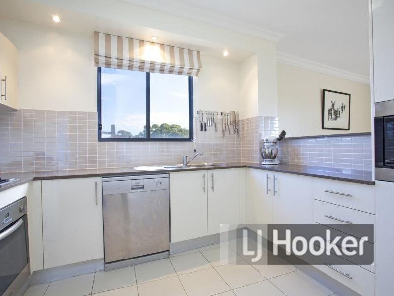 32-34 Mons Road, Westmead NSW 2145