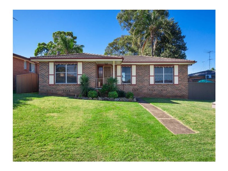 28 Corio Drive, St Clair NSW 2759