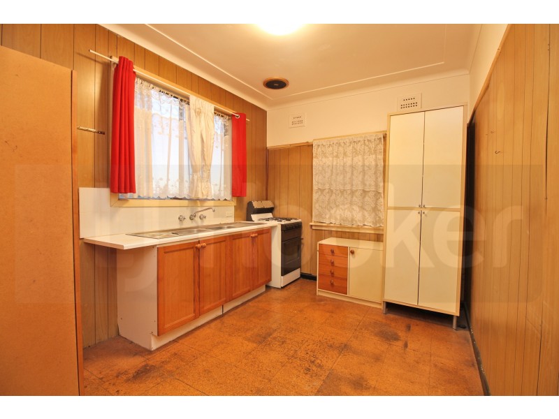 42 Page Street, Wentworthville NSW 2145