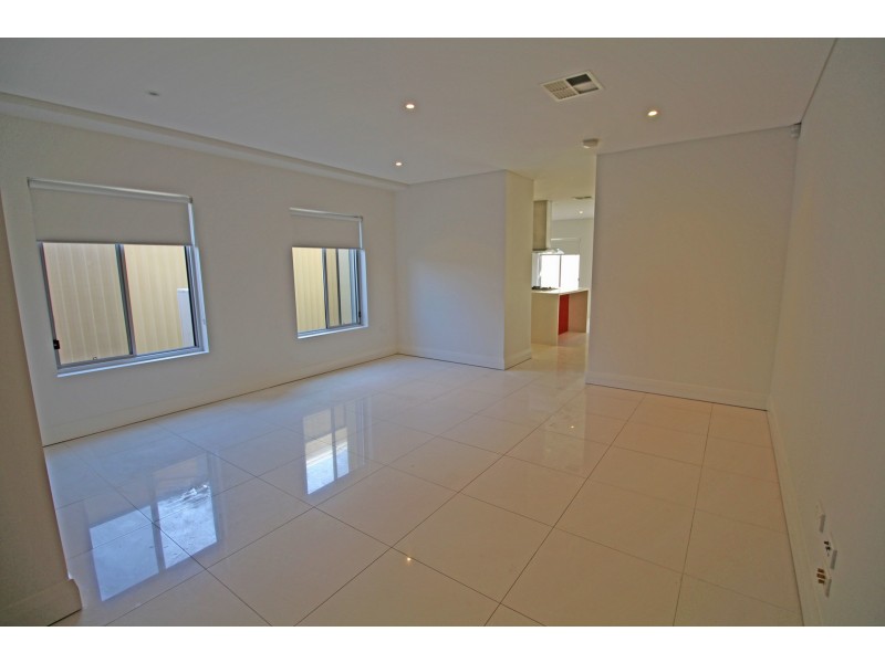 8 Alto Street, South Wentworthville NSW 2145